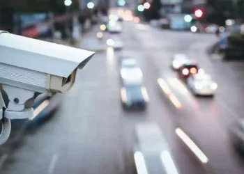 Έρχονται περίπου 2.000 επιπλέον κάμερες AI σε Αττική, Θεσσαλονίκη και Κρήτη