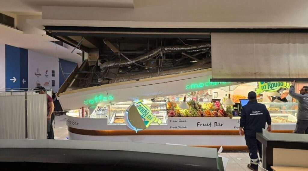 Τραυματισμός γυναίκας στη Θεσσαλονίκη: Αποκολλήθηκε τμήμα οροφής σε εμπορικό κέντρο