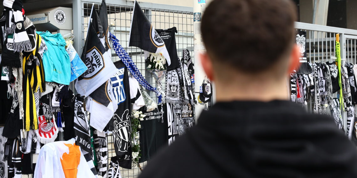 Ανείπωτη θλίψη στις κηδείες των 5 οπαδών του ΠΑΟΚ σε Ημαθία και Θεσσαλονίκη