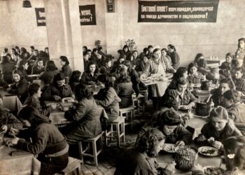 Θεσσαλονίκη: «Το Ελληνικό Θαύμα στην Τασκένδη» μέσα από εκατό σπάνιες ιστορικές φωτογραφίες (Photos)