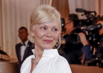 Η Πάμελα Άντερσον στο πλευρό του Μπίλι Μπομπ Θόρντον στη νέα ταινία «Somedays»