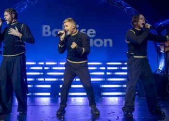 Οι Take That συζητούν για την πίεση της φήμης σε νέα σειρά ντοκιμαντέρ του Netflix