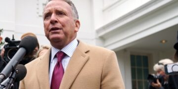 Ο Αμερικανός απεσταλμένος Στιβ Γουίτκοφ θα συναντηθεί αύριο στη Μόσχα με τον Βλ. Πούτιν