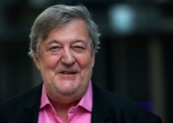 Ο Λι Νάιτ μετέτρεψε μια αληθινή φιλία σε οσκαρική υποψηφιότητα με τον Στίβεν Φράι