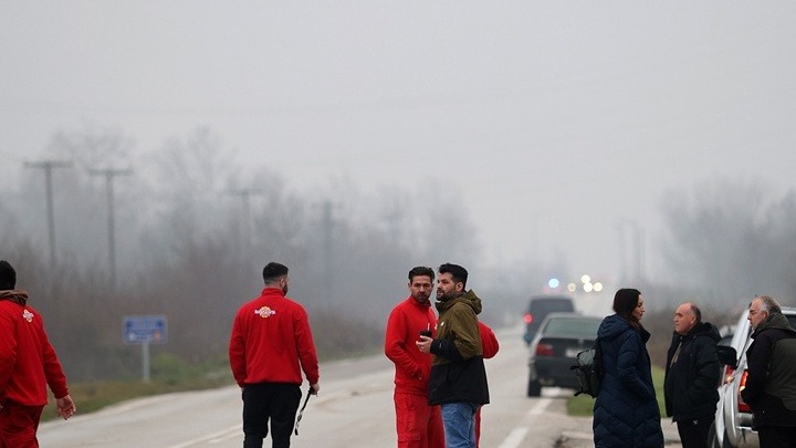 Σοκ από την τραγωδία στην μπισκοτοβιομηχανία στα Τρίκαλα – Αγνοούνται 2 άτομα