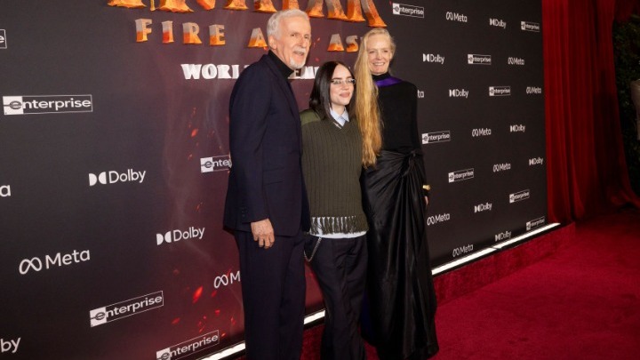 Τζέιμς Κάμερον-Μπίλι Άιλις: Η νέα ημερομηνίας πρεμιέρας του φιλμ «Hit Me Hard and Soft»