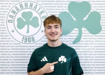 Πρώτο επαγγελματικό συμβόλαιο για τον 16χρονο Αλέξανδρο Βανδήρα
