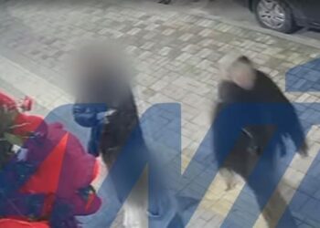 Θεσσαλονίκη: Έκλεψαν λούτρινα αρκουδάκια από ανθοπωλείο για τη γιορτή του Αγ. Βαλεντίνου