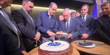 Με τον Γρηγόρη Δημητριάδη η κοπή της βασιλόπιτας της ΝΔ Θεσσαλονίκης – Μήνυμα ενότητας και προεκλογικής ετοιμότητας από τα τοπικά στελέχη