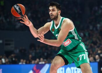 Παρελθόν από τον Παναθηναϊκό ο Γιούρτσεβεν