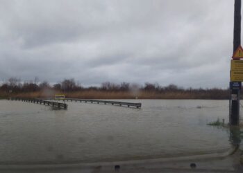 Μεγάλες καταστροφές στον Αγιόκαμπο από την κακοκαιρία (video)
