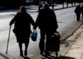 Διπλασιάστηκαν οι απόπειρες εξαπάτησης ηλικιωμένων το 2025 σε σχέση με το 2024