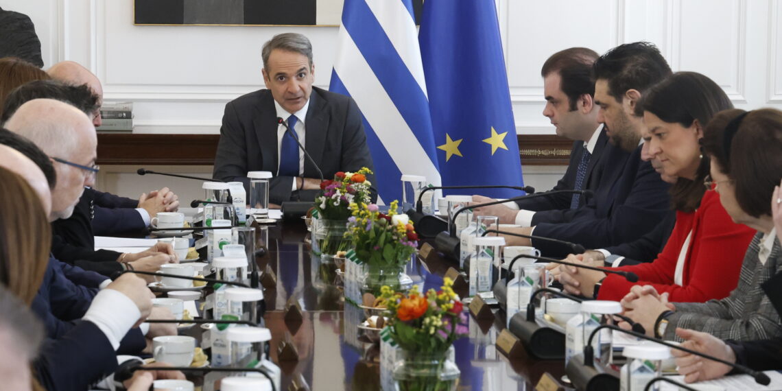 Μητσοτάκης στο υπουργικό: Η Ελλάδα ασκεί τα κυριαρχικά της δικαιώματα στην πράξη