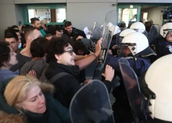 Γεωργιάδης για τα επεισόδια έξω από το Γενικό Κρατικό Νίκαιας: Κινδύνευσε η σωματική μου ακεραιότητα