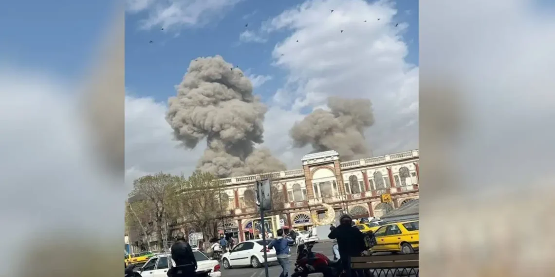 Το Ισραήλ «σφυροκοπάει» το Ιράν: Εκρήξεις ακούστηκαν στο Κουβέιτ, το Αμπού Ντάμπι, τη Ντόχα