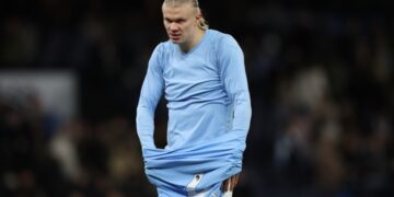 Premier League: Η πρώτη φορά του Χάαλαντ στο «Άνφιλντ», το 95,8%, η Σάντερλαντ και τα ρεκόρ των Κόουλ και Γκιγκς