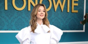 «Up to No Good»: Η Κλόντια Τζέσι συναντά τη Γκλεν Κλόουζ στο νέο θρίλερ του Channel 4