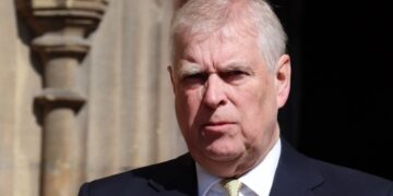 Συνελήφθη ο έκπτωτος πρίγκιπας Άντριου – ‘Yποπτος για κατάχρηση εξουσίας