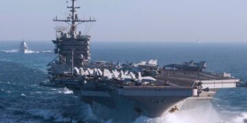 Το γαλλικό αεροπλανοφόρο “Σαρλ ντε Γκωλ” και η συνοδεία του αναπτύσσονται στον Βόρειο Ατλαντικό