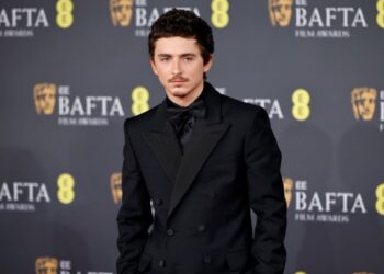 Όλοι οι σταρ στο κόκκινο χαλί για την τελετή απονομής των βραβείων BAFTA