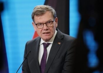 Η Ουγγαρία δεν πρέπει να «προδώσει τον αγώνα της για ελευθερία» μπλοκάροντας τις κυρώσεις κατά της Ρωσίας, δηλώνει ο Γερμανός υπουργός Εξωτερικών