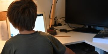 Γερμανία: Αποχή από τα μέσα κοινωνικής δικτύωσης για 1.400 μαθητές Δημοτικού