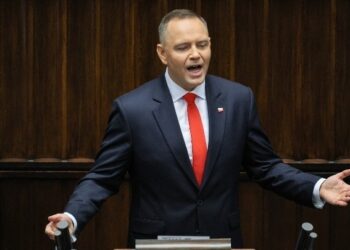 Επίθεση στο Ιράν: Γερμανία και Πολωνία ανακοίνωσαν ότι είχαν ενημερωθεί εκ των προτέρων για τα πλήγματα