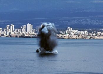 Το Ιράν εκτοξεύει πυραύλους εναντίων του Ισραήλ: Έκλεισαν σχολεία και απαγορεύτηκαν συγκεντρώσεις