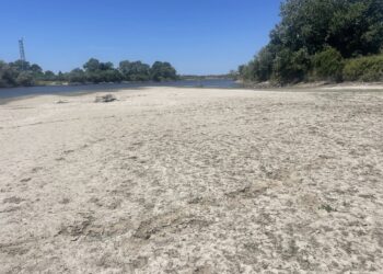 Έβρος: Πνιγόμαστε τον χειμώνα, διψάμε το καλοκαίρι – 703 εκατ. κυβικά νερού χάνονται στη θάλασσα