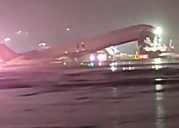 Συγκρούστηκε αεροσκάφος της Air Canada Express με όχημα στο La Guardia – Υπάρχουν τραυματίες, άγνωστη η σοβαρότητα τους