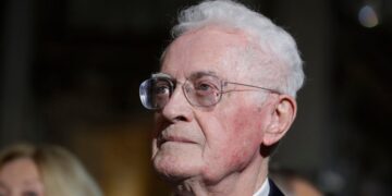 Πολιτικός σταθμός της Γαλλίας: Πέθανε ο Λιονέλ Ζοσπέν, πρώην πρωθυπουργός