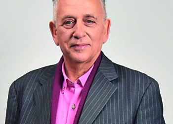 Πως το μέγεθος ενός Δήμου καθορίζει το δίλημμα «Αέρα» ή «Πόρτα-Πόρτα» στην περίοδο της προεκλογικής εκστρατείας