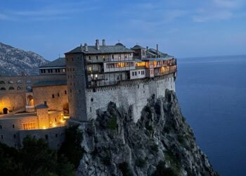 Ευθύμης Λέκκας για σεισμούς στο Άγιον Όρος: Δεν φοβόμαστε για τα μοναστήρια