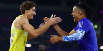 Και στα δικά σου Μανόλο! Να ζήσουν…