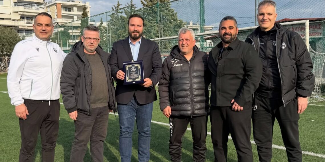 Όσο ανεβαίνει η ΝΔ, τόσο κονταίνει η απόσταση από τη φιλοδοξία