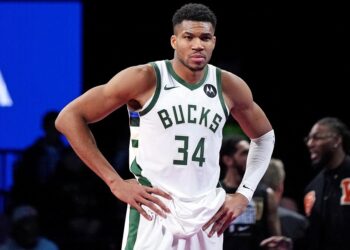 Ο Αντετοκούνμπο θα τιμηθεί με το νέο Ευρωπαϊκό Τάγμα Αξίας από το Ευρωκοινοβούλιο