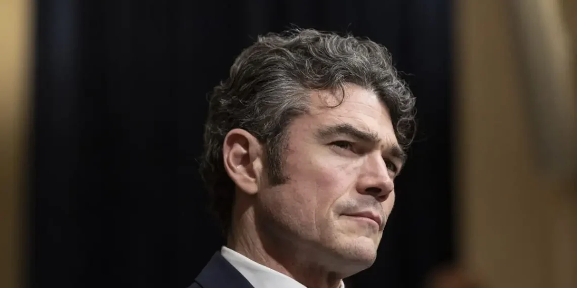 To FBI ερευνάει τον Τζο Κεντ για διαρροή διαβαθμισμένων πληροφοριών