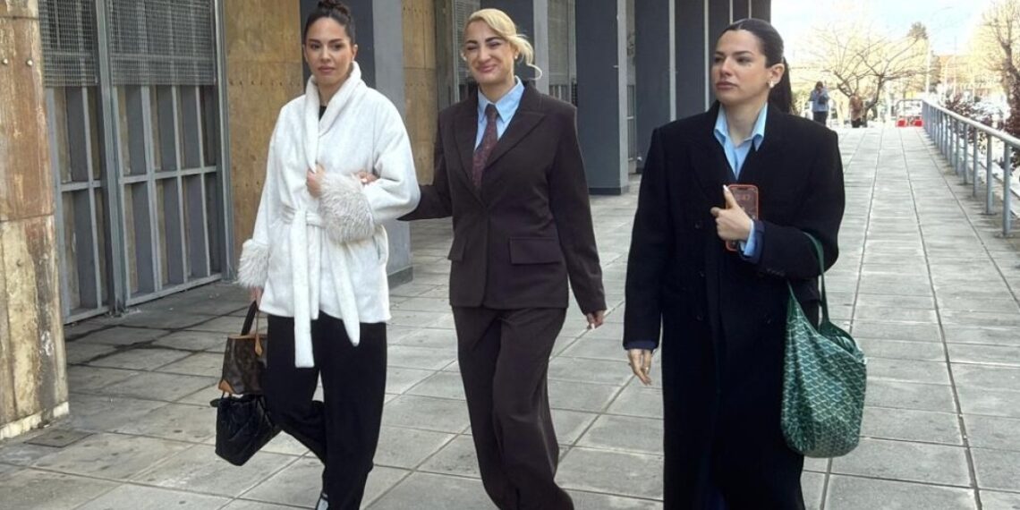 Ιωάννα Τούνη: Διακόπηκε η δίκη για το revenge porn στα δικαστήρια Θεσσαλονίκης – Μεταφέρεται για την 1η Απριλίου