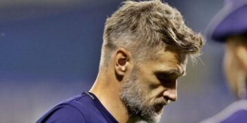 Φαβορί για την Τσέλιε ο Μπίσκαν, εναλλακτική ο Μπιέλιτσα