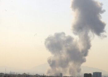 Επίθεση “μεγάλης κλίμακας” του Ισραήλ στην Τεχεράνη, την Ισπαχάν και στο νότιο Ιράν