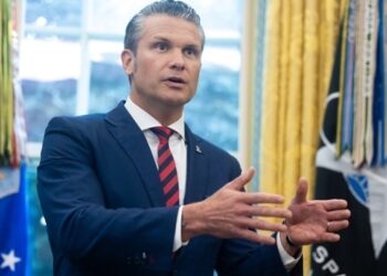 Αμερικανός υπ. Άμυνας: Σήμερα θα είναι «η πιο έντονη ημέρα επιθέσεων» μέχρι στιγμής εναντίον του Ιράν,