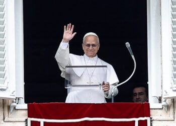 Ο πάπας Λέων απηύθυνε έκκληση για άμεση κατάπαυση του πυρός στον πόλεμο στο Ιράν