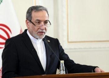 Ιρανός ΥΠΕΞ: Το πυρηνικό δόγμα της χώρας δεν είναι πιθανό να αλλάξει