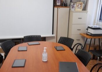 «Sold out» οι θέσεις για την ψηφιακή εκπαίδευση γιαγιάδων και παππούδων του Δήμου Θεσσαλονίκης