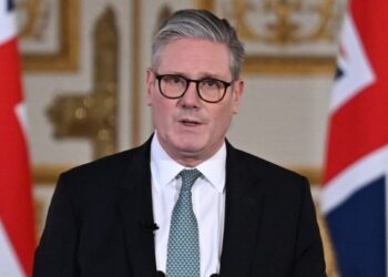 Έτοιμος να σταματήσει τον «σκιώδη ρωσικό στόλο» ο Βρετανός πρωθυπουργός