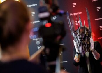 «The Lord of the Rings: Shadows of the Past»: Mε την υπογραφή του Στίβεν Κόλμπερτ και της Warner Bros