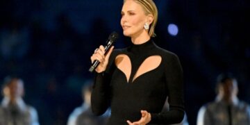 Η Σαρλίζ Θερόν επιστρέφει στο Netflix με το καταιγιστικό «Apex»