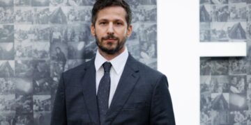 «42.6 Years»: Σημαντικές αλλαγές στη sci-fi κομεντί του Άντι Σάμπεργκ