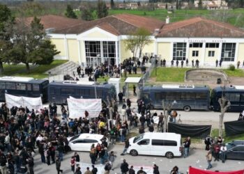 Αυξημένα μέτρα ασφαλείας από την ΕΛΑΣ στη δίκη των Τεμπών