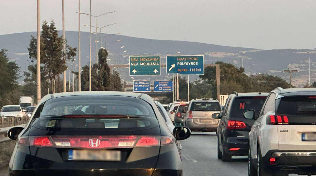 Νυχτερινή διαγράμμιση στην ΕΟ Θεσσαλονίκης–Μουδανιών